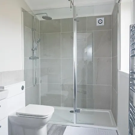 Newport Bridge - Ukc4066 *