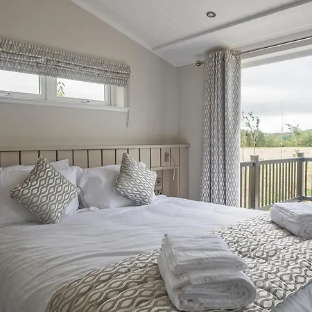 Newport Bridge - Ukc4066 *